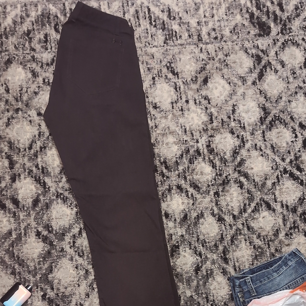 Under Armour Men's Dark Gray Chinos